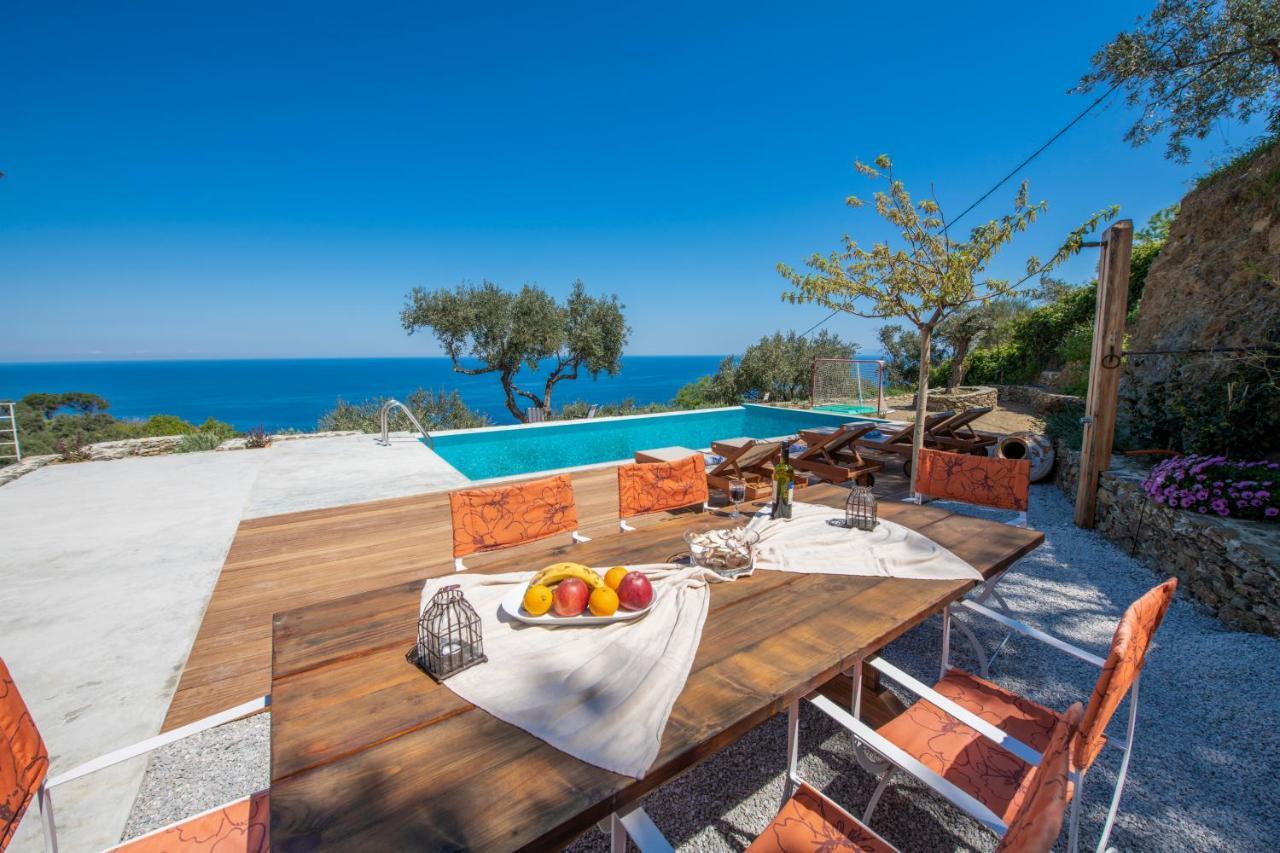 Avgi Villa Glossa Exterior foto