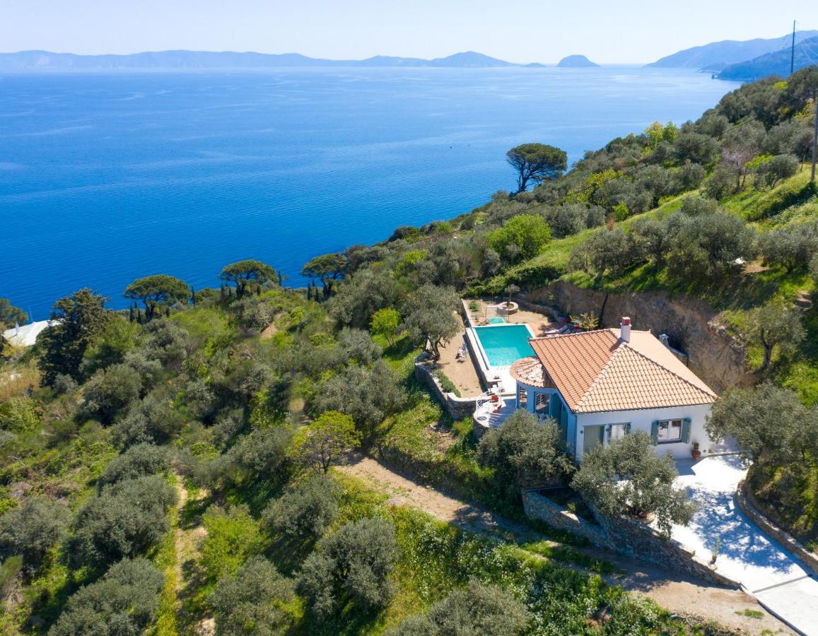 Avgi Villa Glossa Exterior foto
